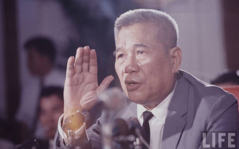 VNTB – Tổng thống Trần Văn Hương mẫu người quốc gia tiêu biểu (*)