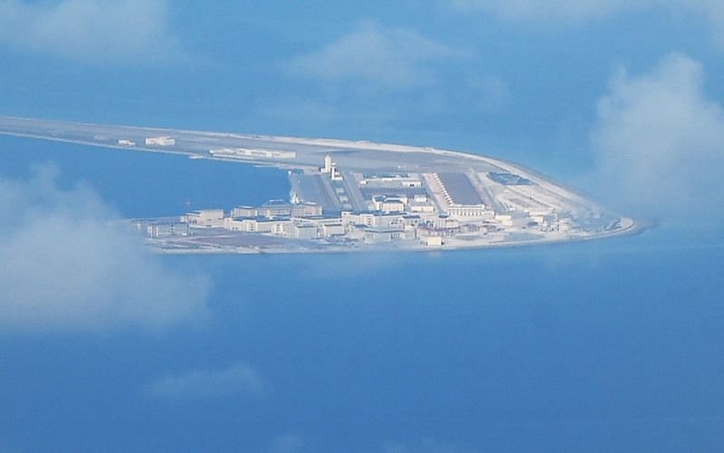 VNTB – Phá hủy đảo tiền đồn của Trung Quốc trên Biển Đông?