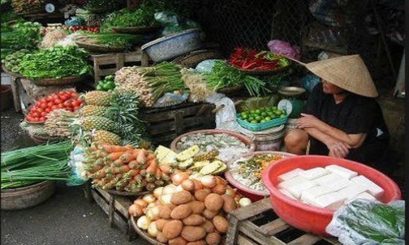 VNTB – Chợ của người Việt
