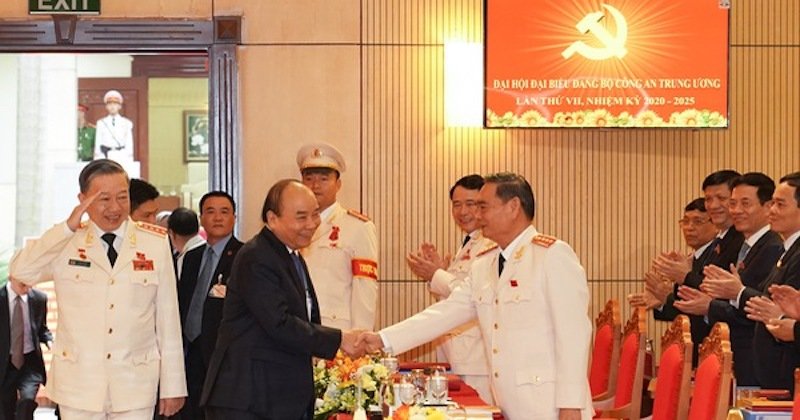 VNTB – Việt Nam: đấu đá để lập dàn lãnh đạo mới