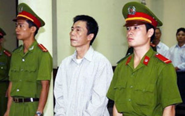 HRW kêu gọi Việt Nam phóng thích thi sĩ bất đồng chính kiến