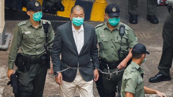 VNTB – Ông Jimmy Lai đối mặt với án tù chung thân