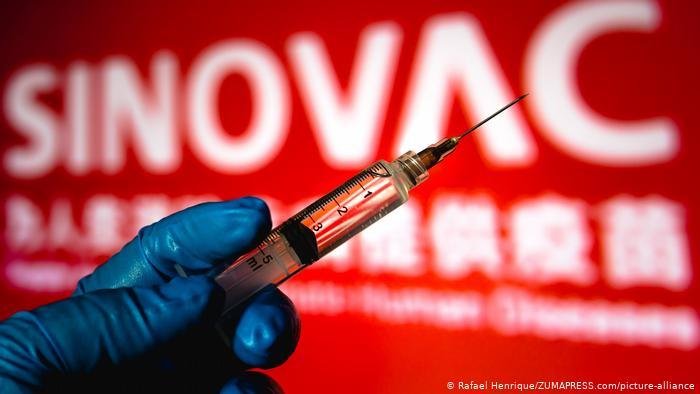 VNTB – Hàng trăm bác sĩ Indonesia được tiêm Sinovac nhiễm COVID