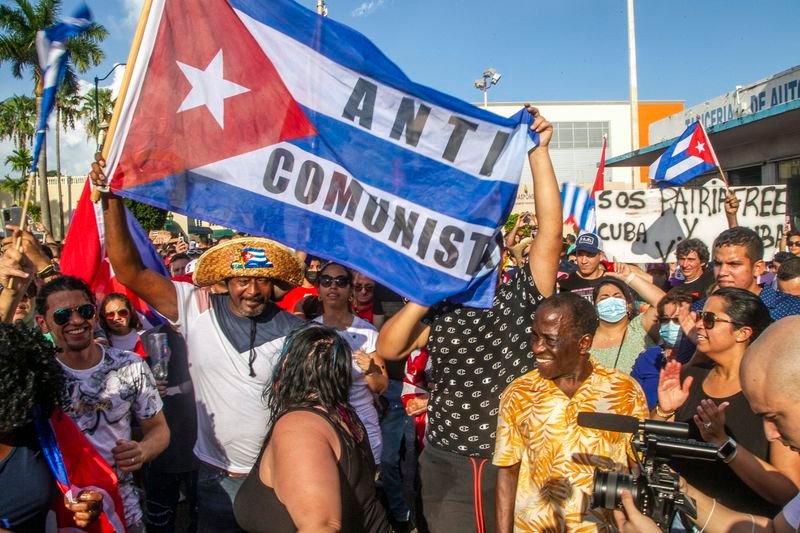 VNTB – Lý  do  CSVN im  lặng  trước các cuộc biểu tình của nhân dân Cuba