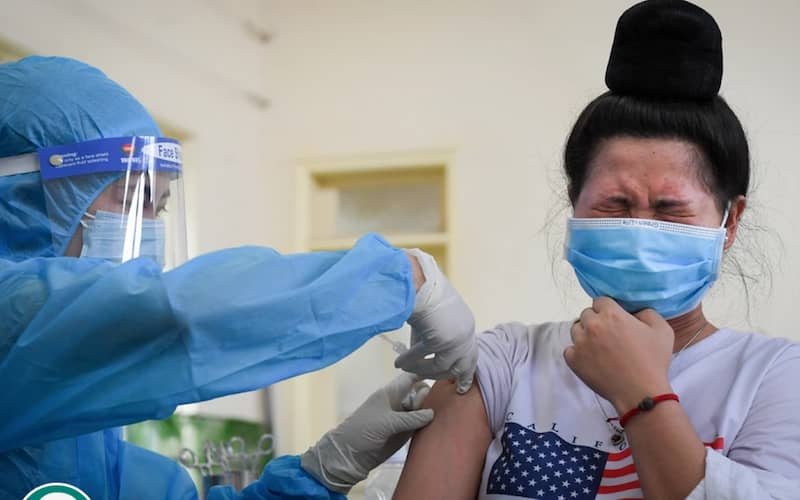 VNTB  – Vắc xin Trung Quốc có tốt hơn vắc xin Việt Nam?