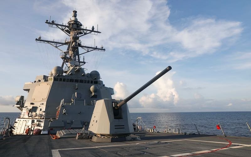 VNTB – Tàu khu trục của Hải quân Hoa Kỳ tiến hành Chiến dịch Tự do Hàng hải ở Biển Đông